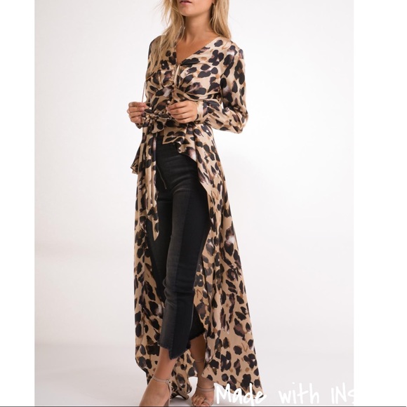 Tea n Cup Tops - Tea & Cup Walk Through High Low Leopard Top